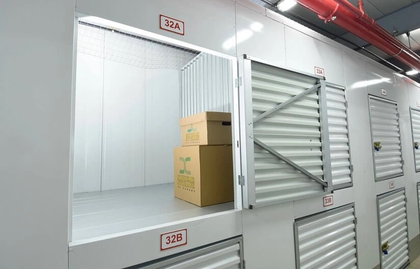 Cómo organizar y etiquetar tus pertenencias en un mini depósito en Panamá